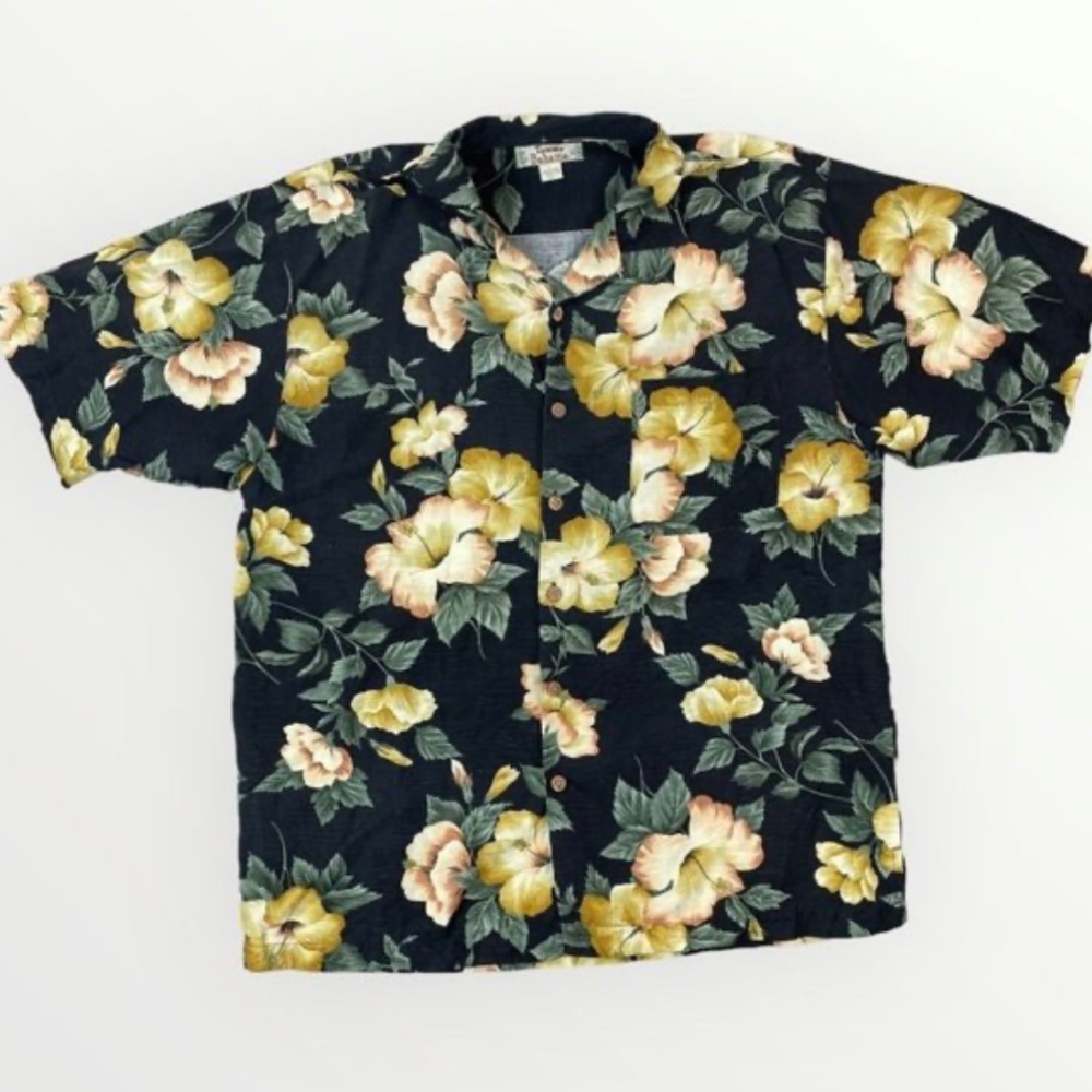 Tommy Bahama 100% silk Hawaiian button down floral shirt size medium
